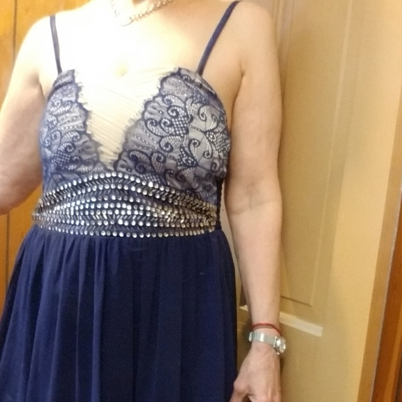 From London, Little Mistress - Picture 2 of 8